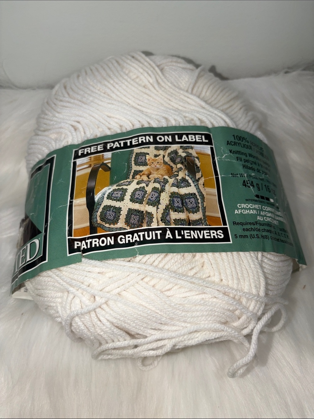 Soft Cream Acrylic Yarn - Versatile Crochet & Knit